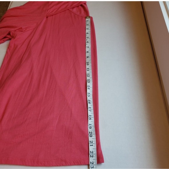 Kim & Cami Pink Cutout Top 3x - Picture 4 of 6